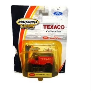 2001 Matchbox Texaco series ford van.